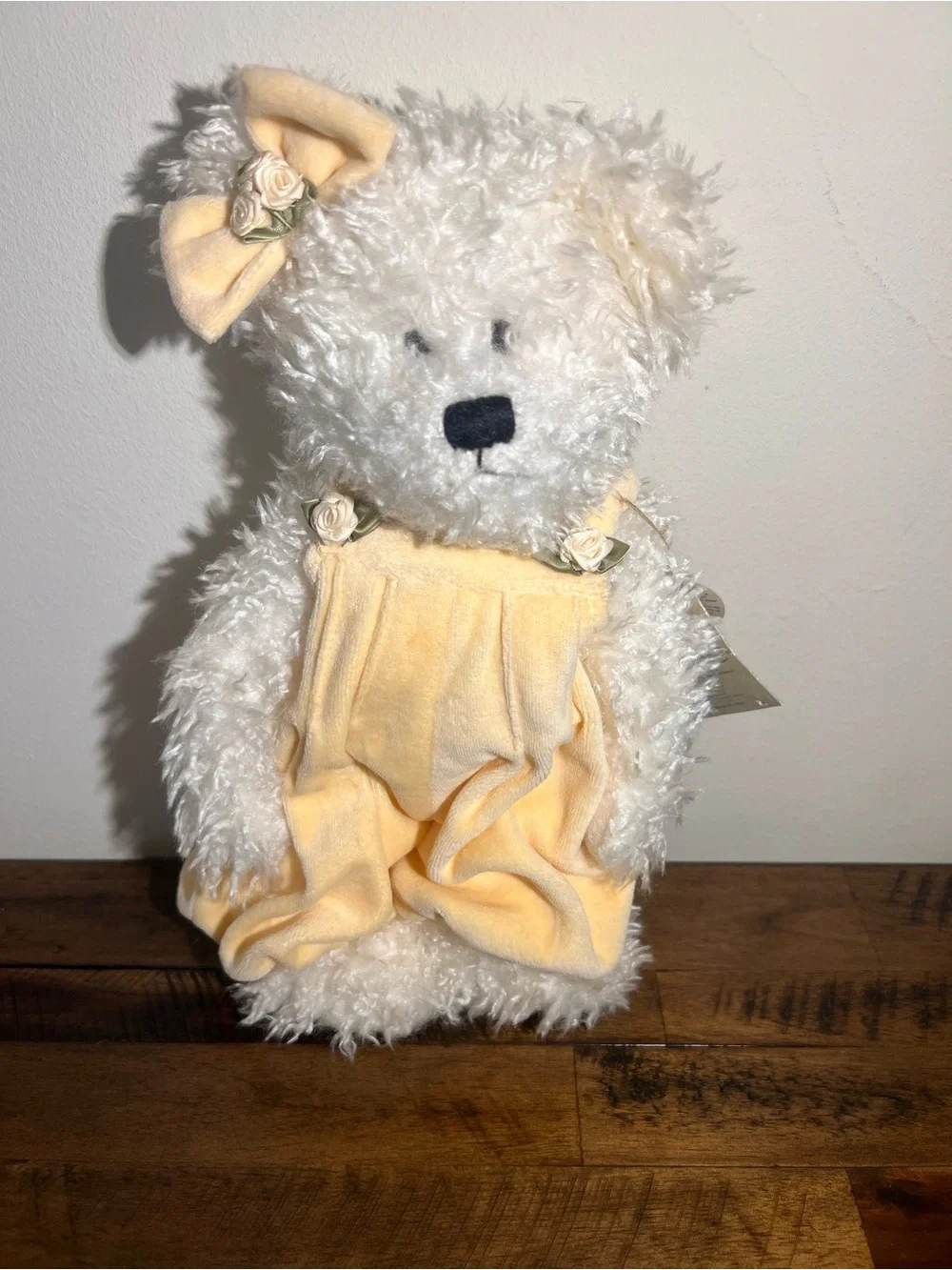 Boyd’s Bear Winnie Wuzzwhite